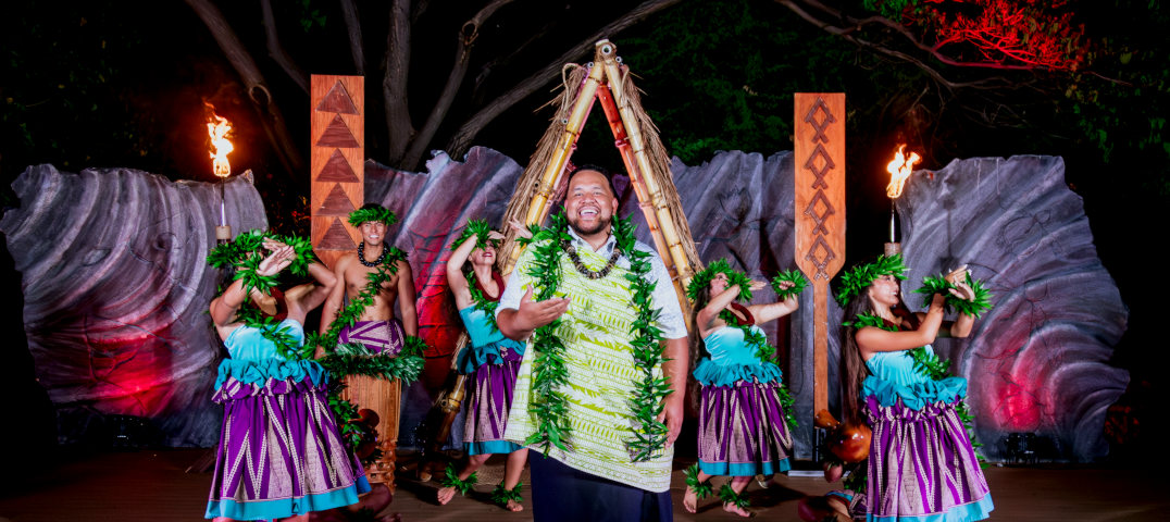 Festive Lū’au-'Ohana Seating